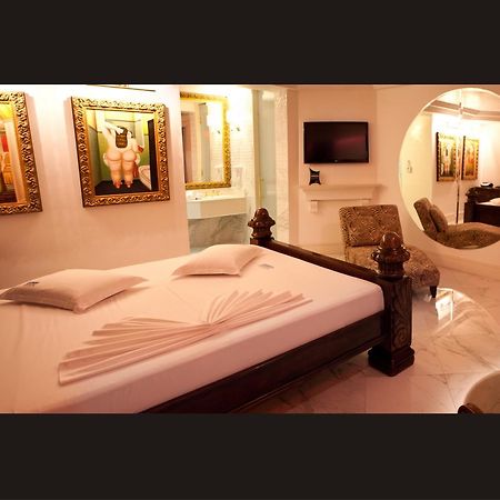 Miami Motel (Adults Only) Пиндамоньянгаба Экстерьер фото